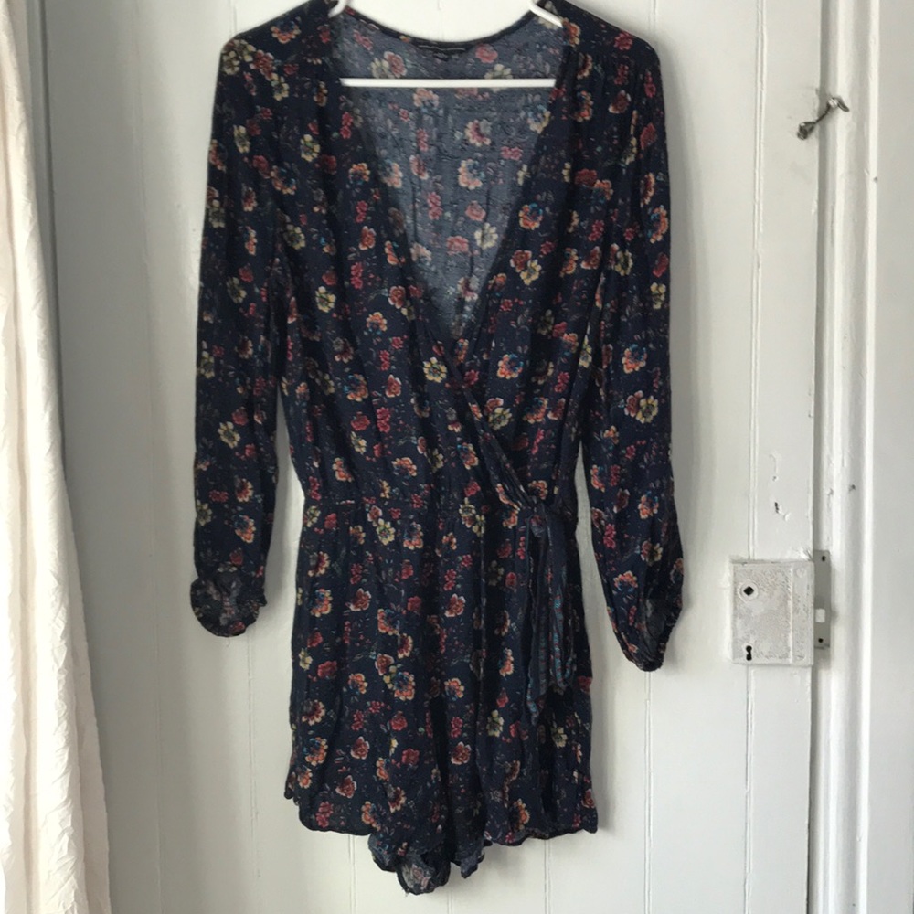 American Eagle Floral Romper - S